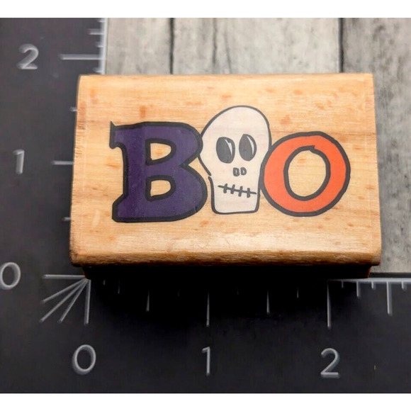 Hampton Art Boo‎ Skull Halloween Rubber Stamp Wood #i17 - Picture 1 of 4